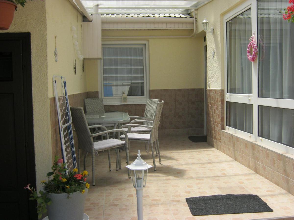 Kitti Apartman Balatonboglár Buitenkant foto